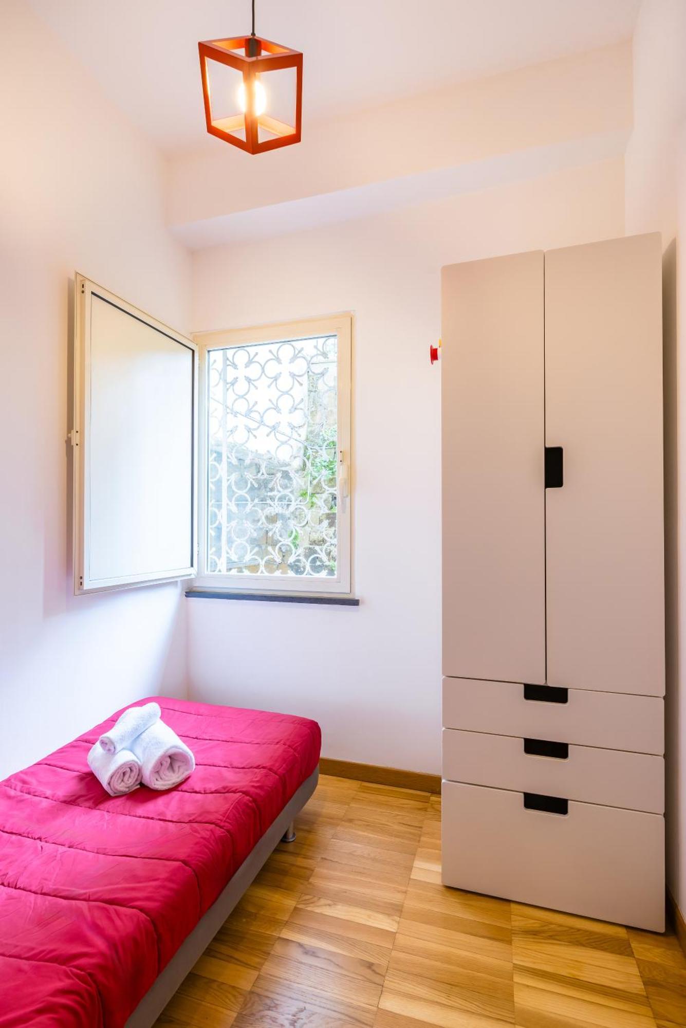 Fresh And Trendy Flat At Vomero Apartamento